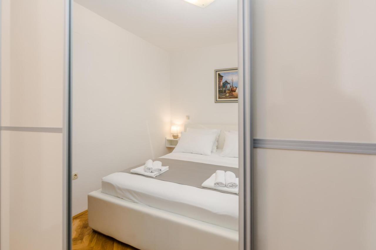 Neva Room With Private Bathroom Zadar Ngoại thất bức ảnh